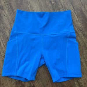 Align shorts with pockets in poolside
